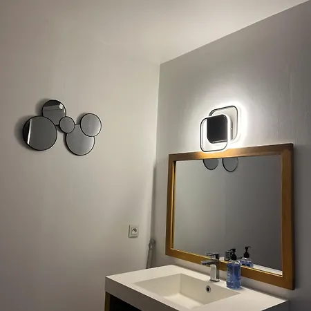 Maison De Famille Ideale Pour Sur La Cote D'azur * 앙티브